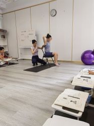 -亚太瑜伽普拉提学院