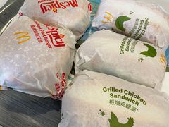 -麦当劳(保利若比邻店)