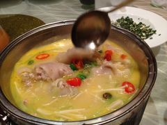 酸汤美容蹄-谭谈川菜(控江路店)