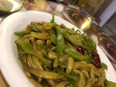 -特色酱椒鱼私房菜(黄鹤楼店)