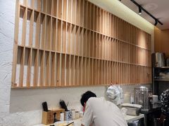 -李与白包子铺(桐梓林店)