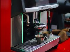 -UNI UNI(环亚凯瑟琳店)