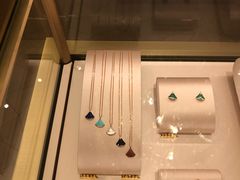 -戴高乐机场免税店(BuY PARIS DUTY FREE)