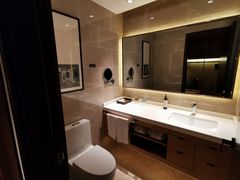 -格林东方酒店(独墅湖尹山湖郭苑路地铁站店)