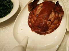 金牌片皮鸭-亢龙太子酒轩(东湖店)