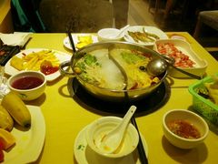 picture-蒙肥羊·酸汤潮牛·鲜牛肉火锅烤肉自助(岗顶店)