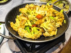 -东口码头·烧鸽子·鱼头泡饼·地方菜(金鹰悦城店)