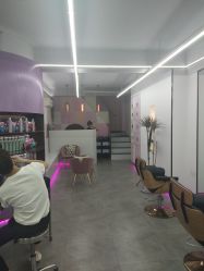 点击看大图 -A HAIR SALON