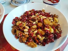 发财肥肠辣子鸡-禄鼎记·多口味酸菜鱼(侨鑫店)