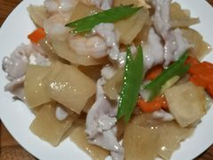 -泉畔人家·老济南经典鲁菜(大明湖店)