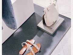 -ZARA(大上海时代广场店)