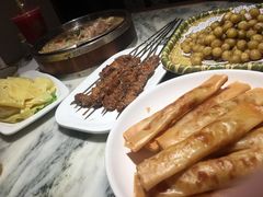 -梁家大院•农家菜(昆山会展中心店)