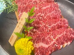 -山川小町·极番烧肉(新地假日广场店)