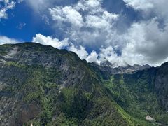 -香格里拉大峡谷巴拉格宗国家级风景名胜区丽江中旅旅游质量服务点