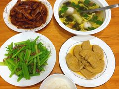 -鲸育宝宝月嫂(徐汇店)