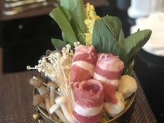 -唐拉雅秀酒店-西锦汇空中BBQ·思创餐厅