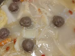 -三人行骨头王火锅(长寿店)