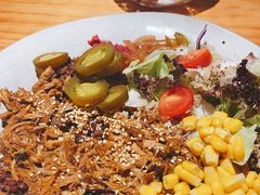 -POKEE VIA&Brunch·维娅(重庆来福士店)