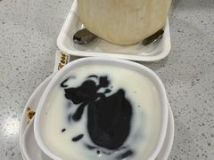 -圆碌碌甜品屋(二中店)