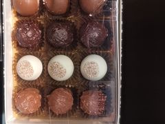 -Laderach 莱德拉(上海环贸iapm店)