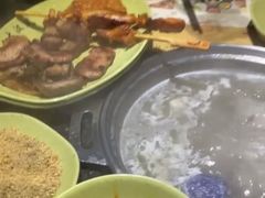 -大漠风烤肉火锅自助餐厅(鹰展店)