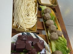 -刘少华贵州小黄牛·鲜牛肉火锅(总店)