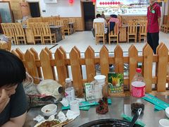 -屯老二农家铁锅炖·行业领军者(梅江店)