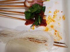 -签多多串串香火锅
