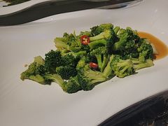 -辣尚瘾·烤鱼·新川菜(牡丹园直营店)