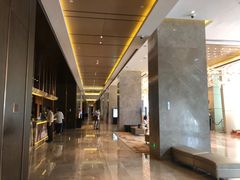 -大中华希尔顿酒店-念自助餐·嗨啤·小龙虾