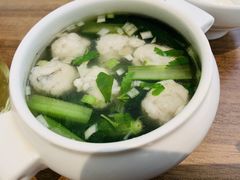 川味香辣白胡椒鱼丸汤-将相和·海鲜蒸饺大连菜