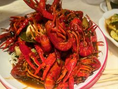 -老街烧烤大排档·地道湖北菜·龙虾馆(汉口火车站店)