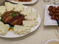 -大鸭梨烤鸭店(金顶街店)