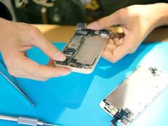 -爱畅享华为苹果手机维修服务(虹口龙之梦店)