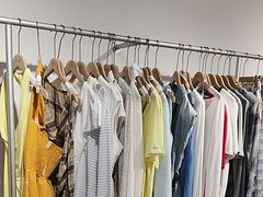 -發財24小时自助女装(黄岛店)