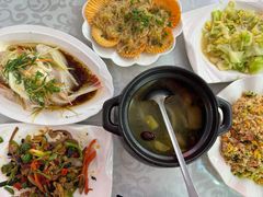 -范饭椰林川湘味海鲜·椰子鸡(三亚湾椰梦长廊店)