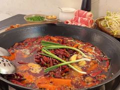 -四小区火锅·巷子里的重庆火锅(花照壁店)