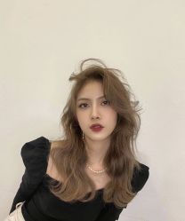 -妞妞麻吉美发沙龙