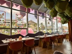 -水桶王国主题餐厅·聚会·生日派对·亲子活动·家庭套餐(亚龙湾希尔顿店)