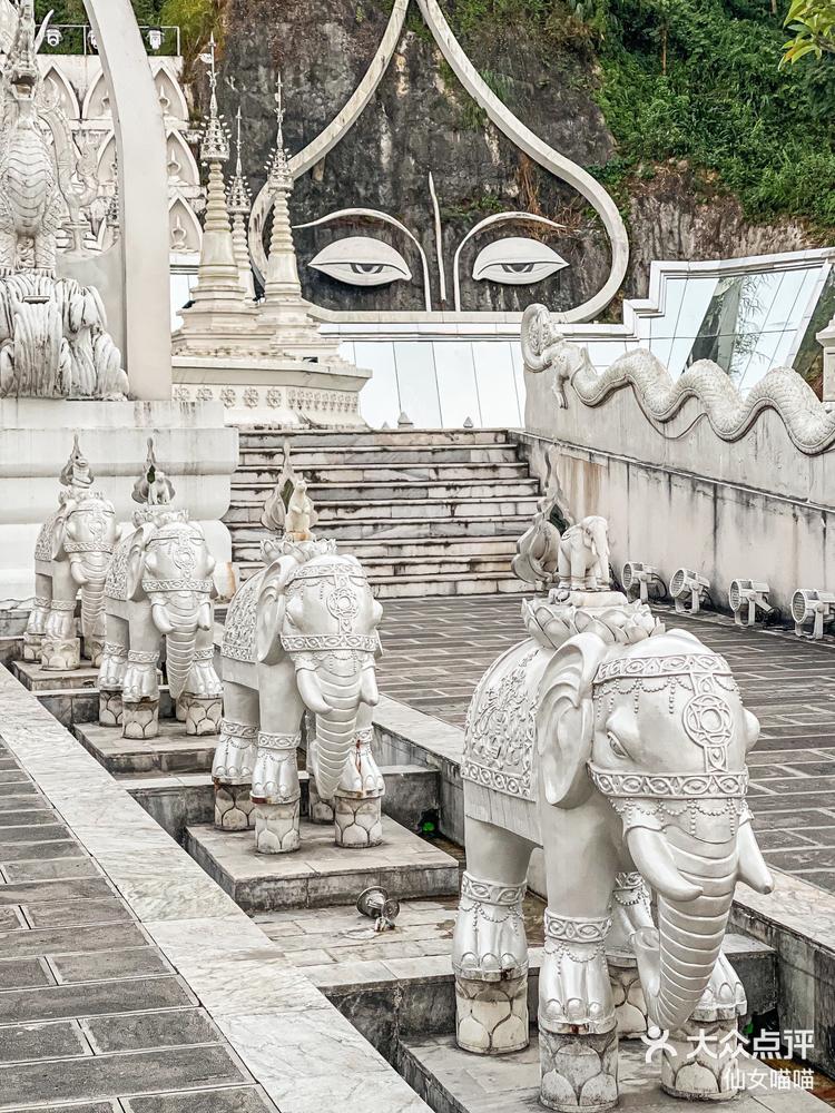 芒市勐焕银塔景区简介图片