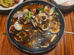 -蚝堡海鲜·威海菜·海肠捞饭·烧烤·亚洲吃蚝公司(幸福门店)