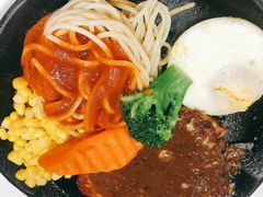-汤姆家的牛排意面披萨(新城市广场店)