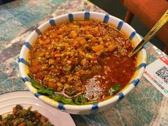小锅米线-浩海火燒雲傣家菜(静安芮欧店)