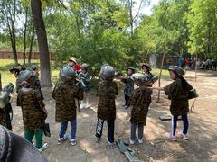 -亲兄弟真人CS团建拓展基地