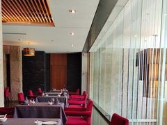 -粤尚腾香居中餐厅(首都机场希尔顿店)