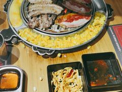 -青瓦炭韩潮烤肉(花园道店)