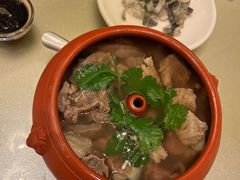-沙龙酒家