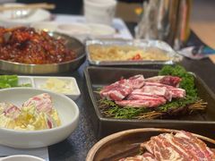 -草家酱蟹炭火烤肉店(珲春南路一店)