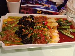 -巴特餐饮6加1音乐餐吧·新疆菜