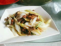 葱爆羊肉-维吾尔餐厅(宜山路店)